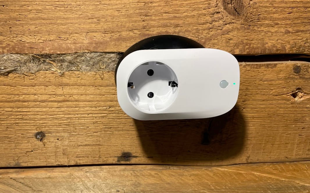 https://www.zerofy.net/assets/img/blog/2022-10-14-smartplug-criss.jpg